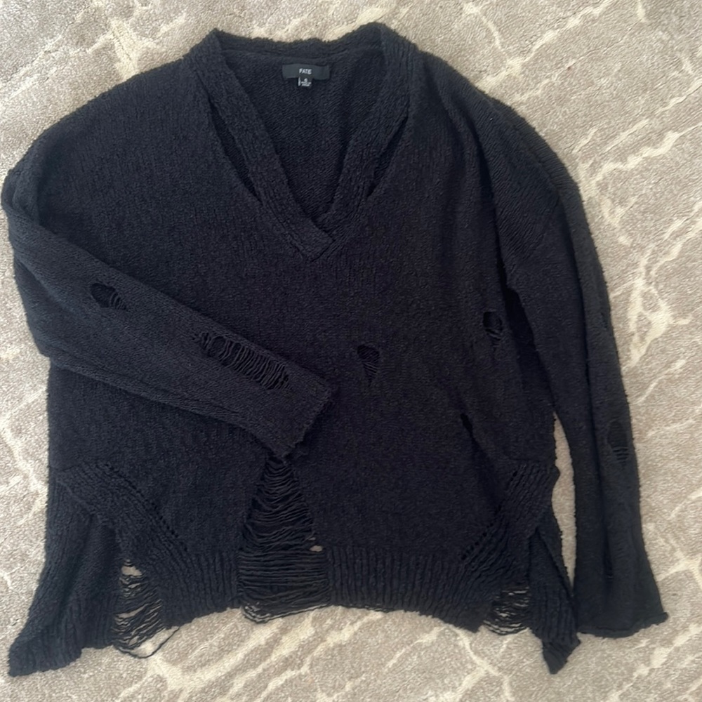 Vici Sweater size small